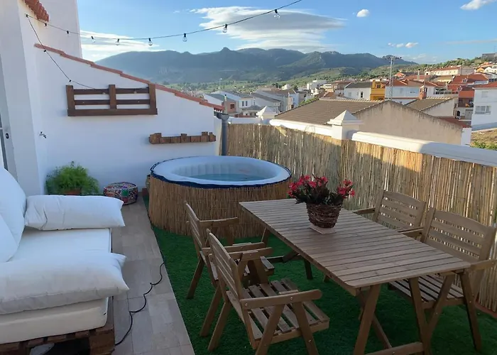 Apartamentos Cazorla-Alcon