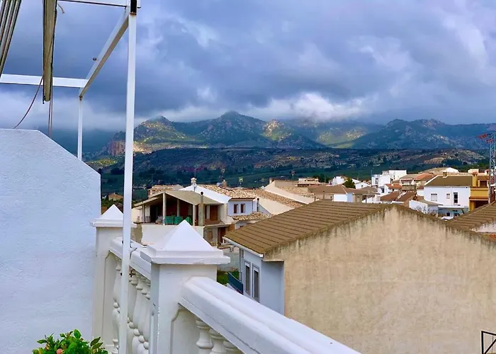 Apartamentos Cazorla-Alcon